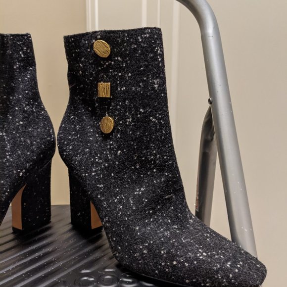 Charles and Keith Vintage Button Detail Calf Boots - Picture 7 of 9